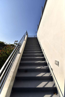 10860 balcony 8