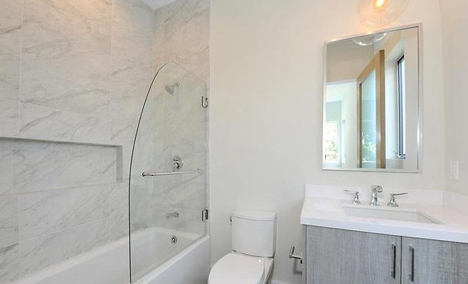 10860 bath 14