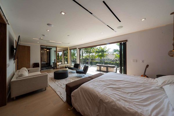 13847 bed 4