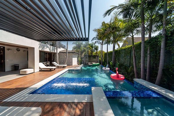 13847 pool 5