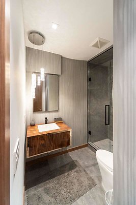 13847 bath 5