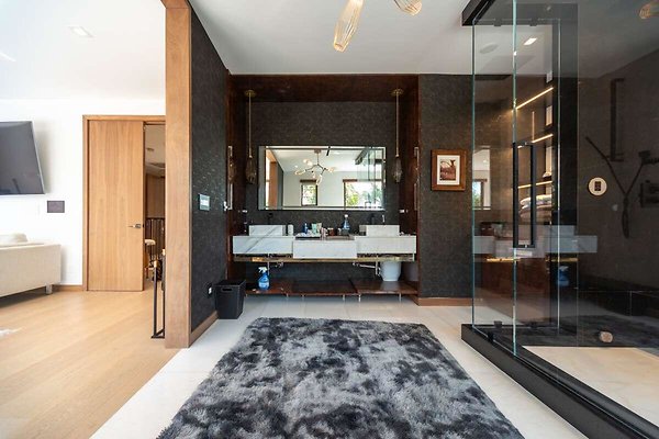 13847 bath 3