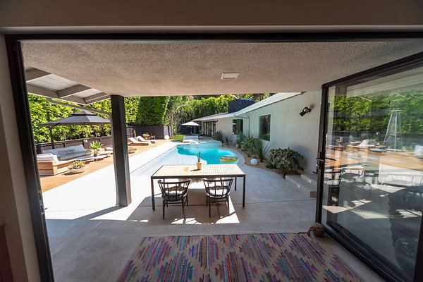 9282 patio 1