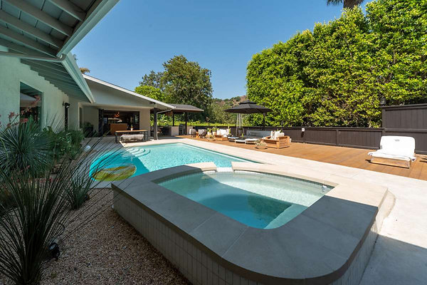 9282 pool 2