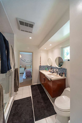 9282 bath 1