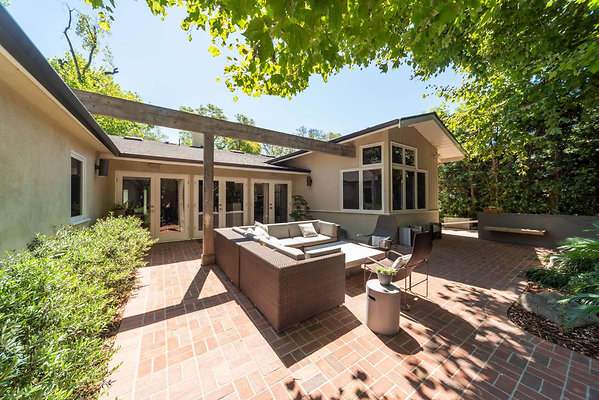 12869 patio 4