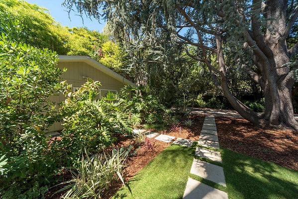 12869 garden 3