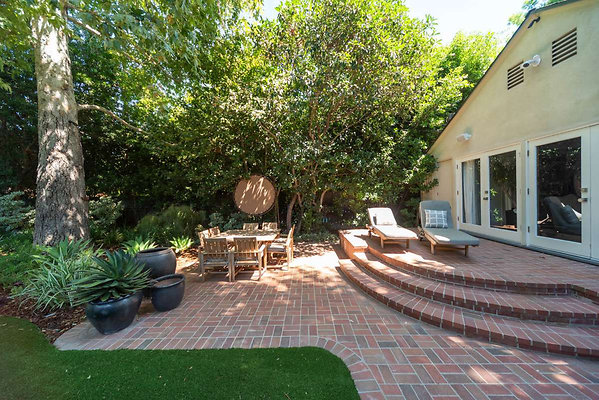 12869 patio 3