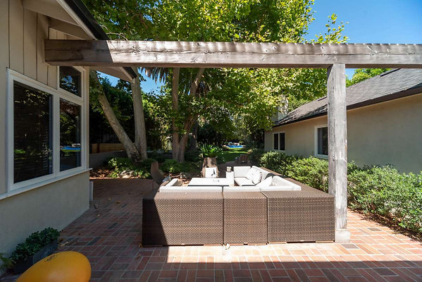12869 patio 5