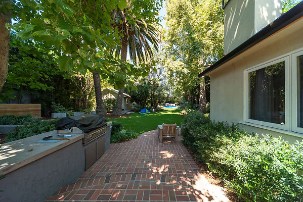 12869 patio 8