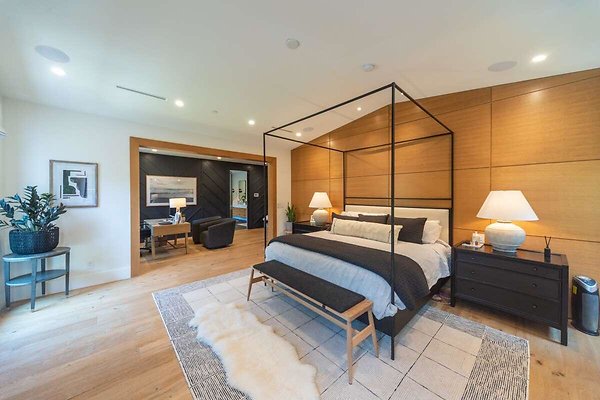 13860 bed 4