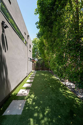 10546 garden 2