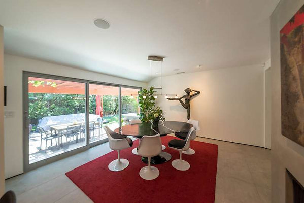 10546 dining 1
