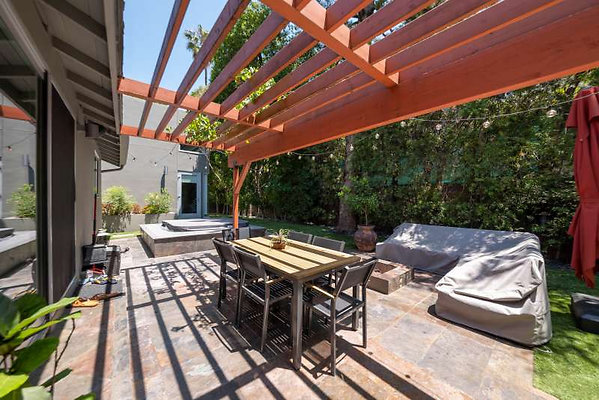 10546 patio 2