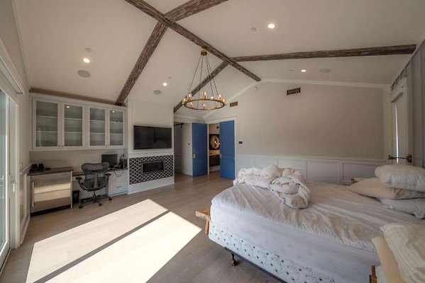 11295 bed 2