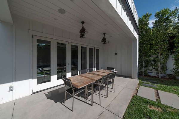 11295 patio 3
