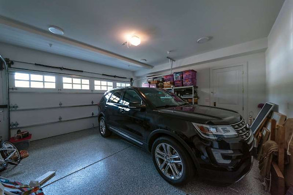 11295 garage 3