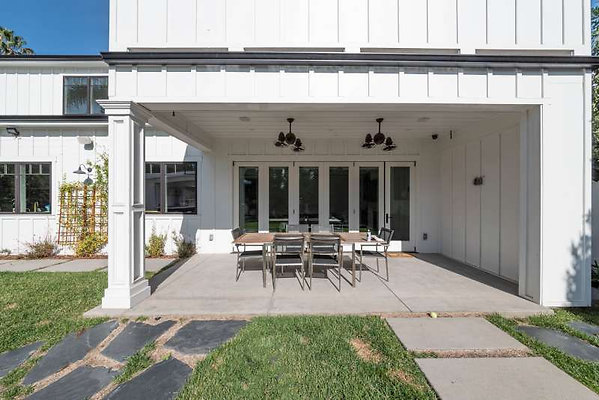 11295 patio 2