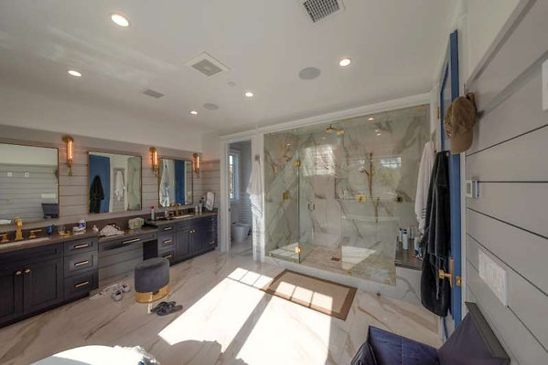 11295 bath 6