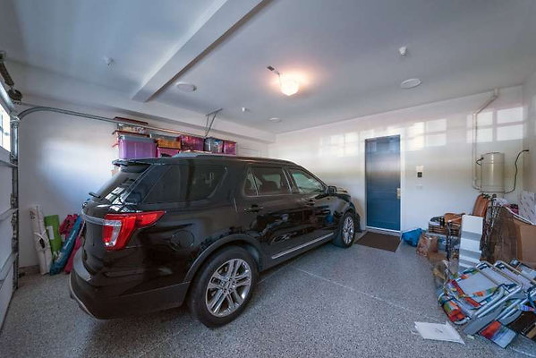 11295 garage 4