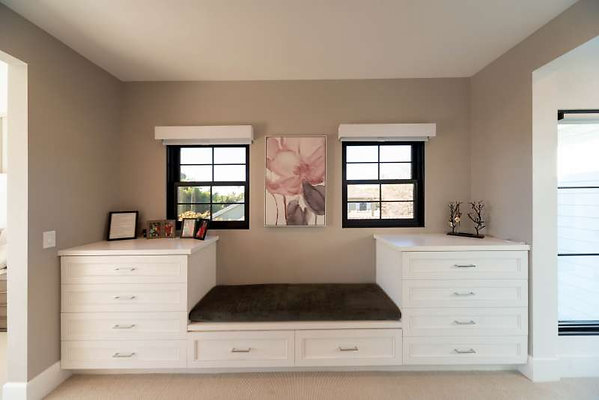 12350 closet 3