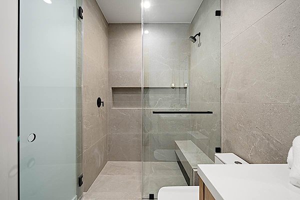 13967 bath 10
