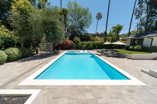 13789 pool 1