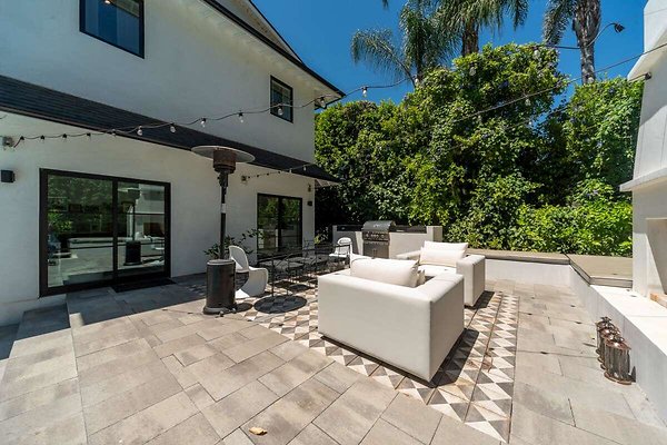13789 patio 10