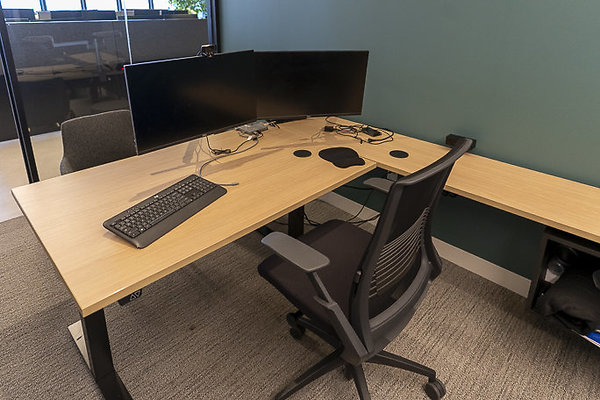 GHJ OFFICE-77
