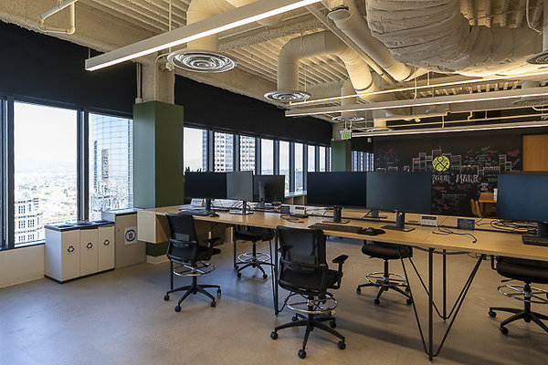 GHJ OFFICE-135