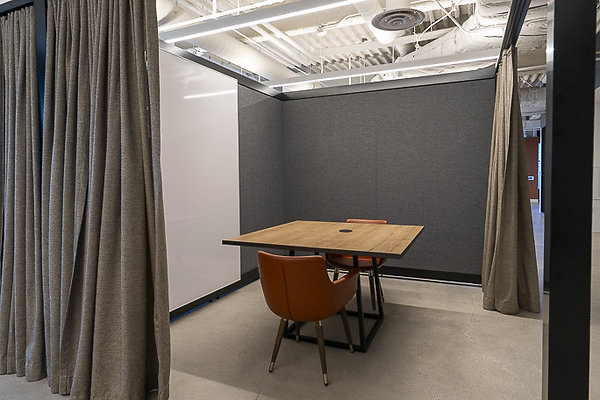 GHJ OFFICE-110