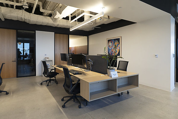 GHJ OFFICE-130