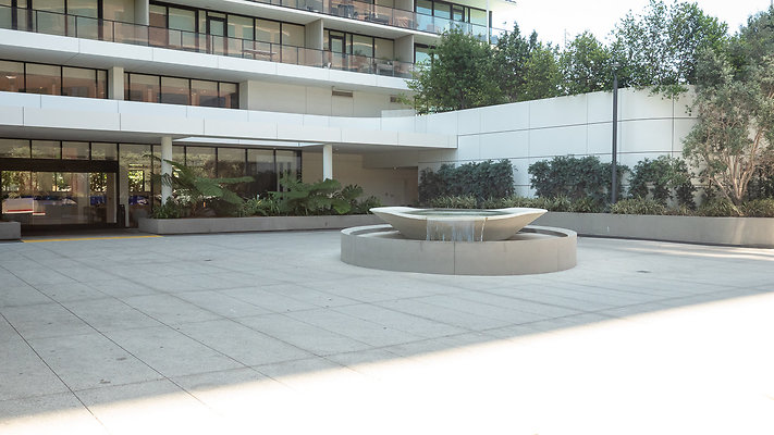 TheLandmark-LosAngeles Exterior-09