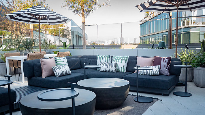 TheResidencesWestEdge-TheSkyBox-11
