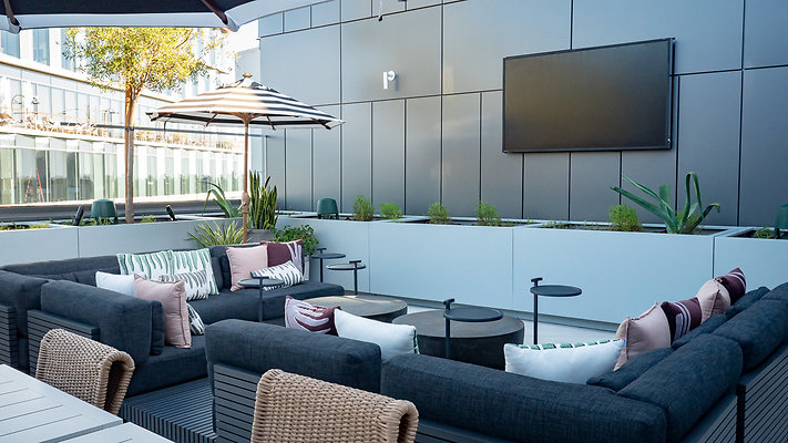 TheResidencesWestEdge-TheSkyBox-08