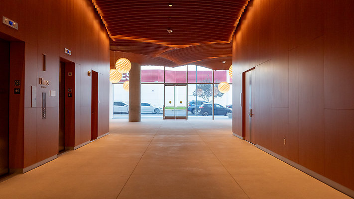 WestEdge-OfficeLobby-04
