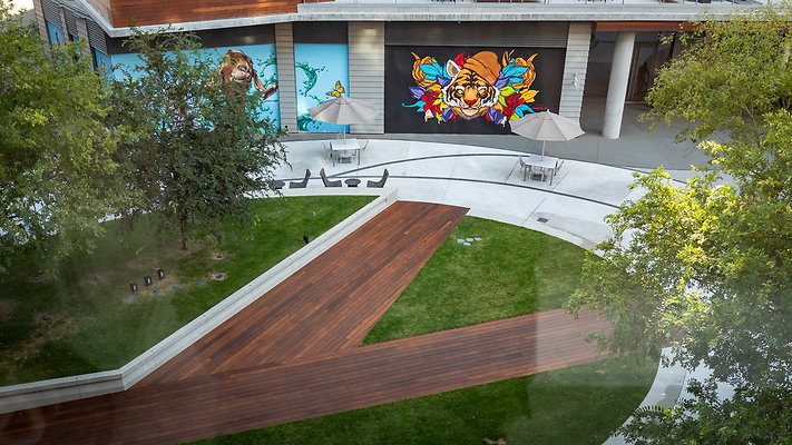 WestEdge-Courtyard-108
