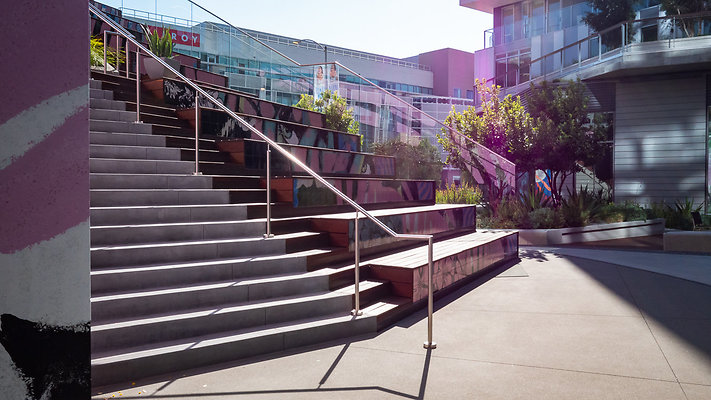 WestEdge-Courtyard-055