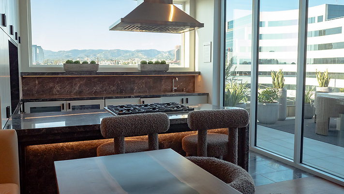 TheResidencesWestEdge-ChefsTable-09
