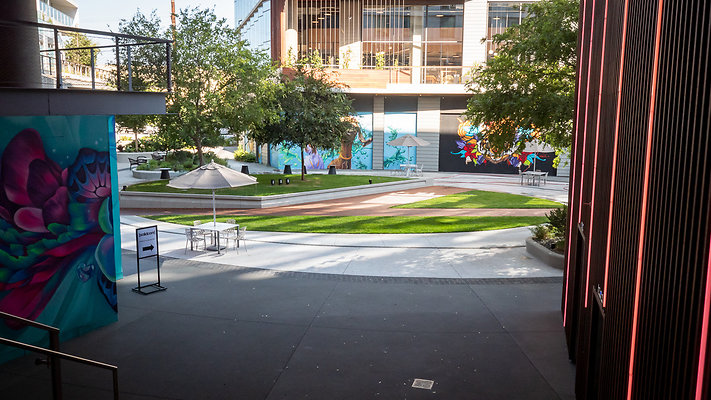 WestEdge-Courtyard-035-1