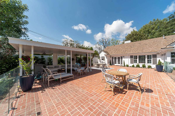 10536 patio 2