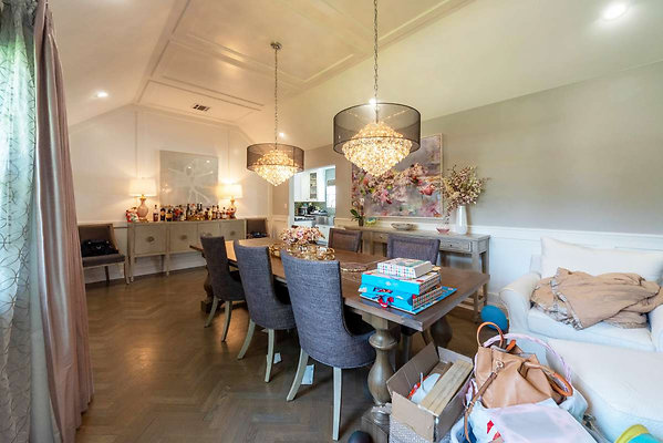 10536 dining 3