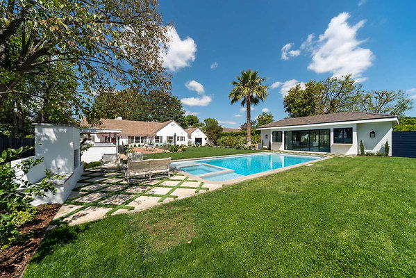 10536 pool 5