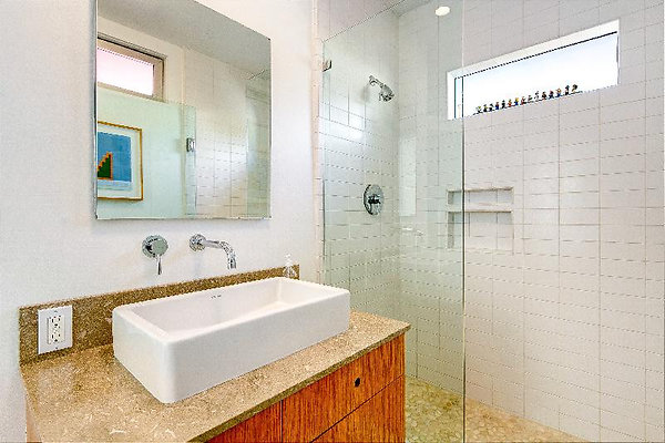 3161 bath 2