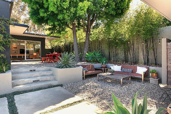 3161 patio 2