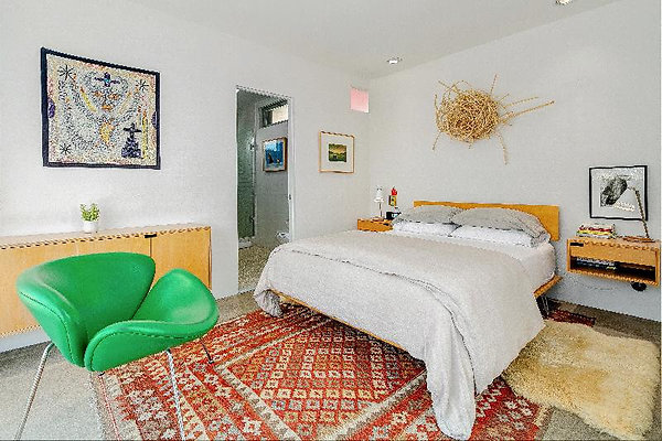 3161 bed 1