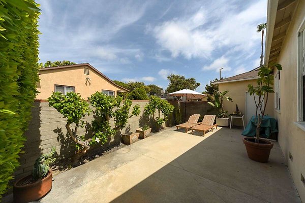 14096 patio 1