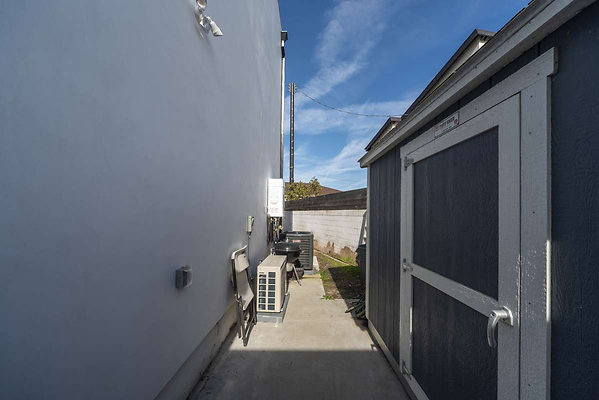 10623 side 1