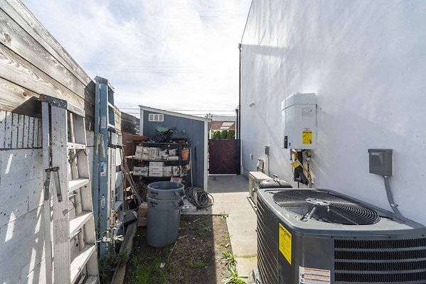 10623 side 3