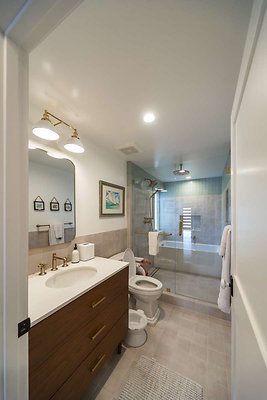10623 bath 3